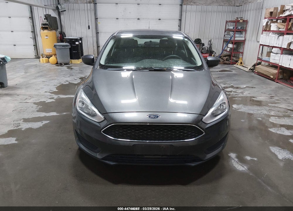 2018 FORD FOCUS SE VIN: 1FADP3K20JL329106
