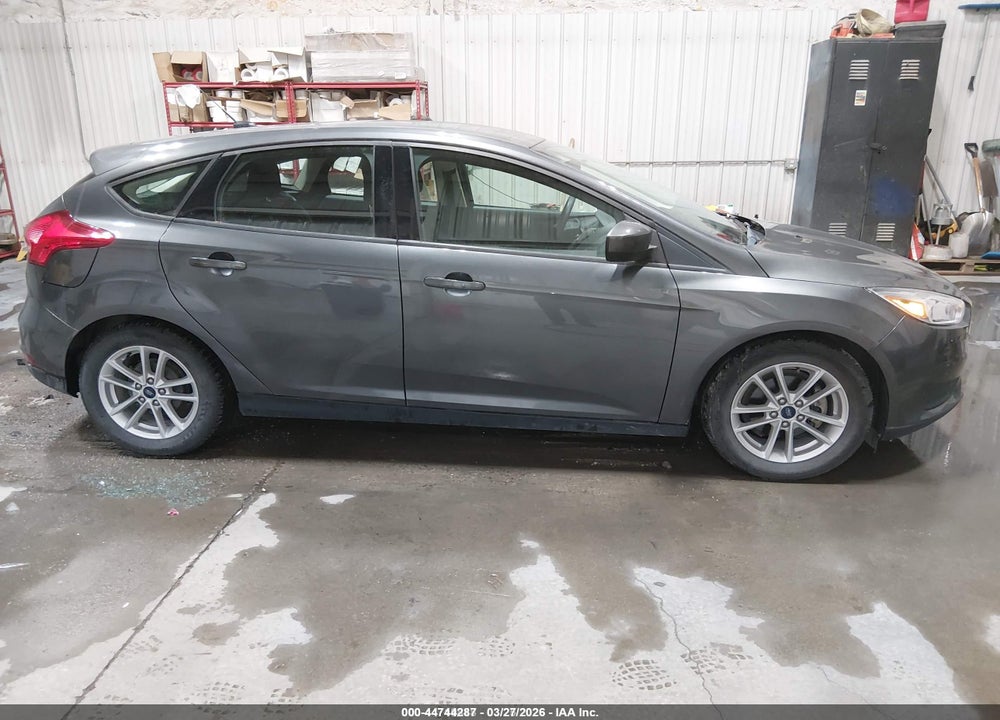 2018 FORD FOCUS SE VIN: 1FADP3K20JL329106