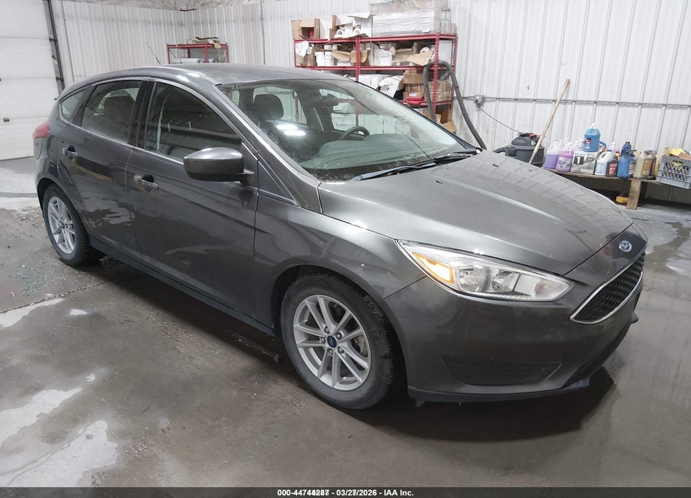 2018 FORD FOCUS SE VIN: 1FADP3K20JL329106