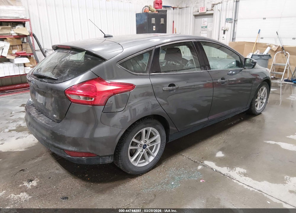 2018 FORD FOCUS SE VIN: 1FADP3K20JL329106