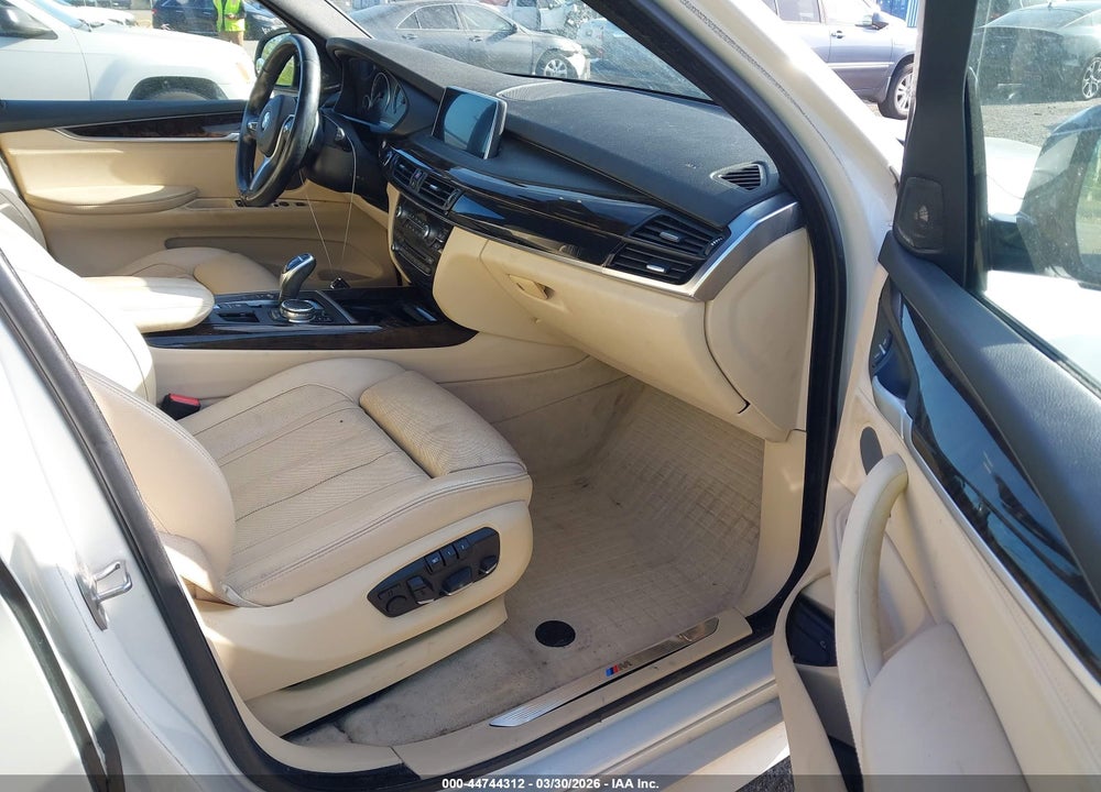 2015 BMW X5 XDRIVE35D VIN: 5UXKS4C57F0N10337