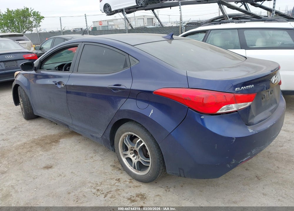 2011 HYUNDAI ELANTRA GLS VIN: 5NPDH4AE7BH038097
