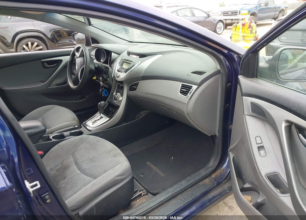2011 HYUNDAI ELANTRA GLS VIN: 5NPDH4AE7BH038097