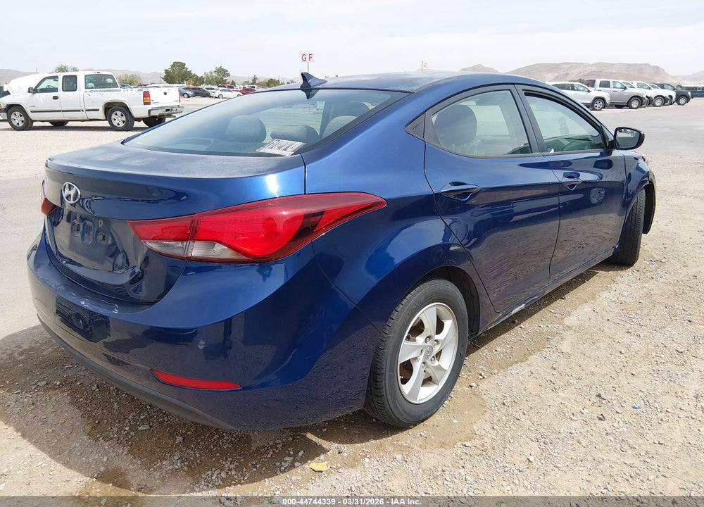 2015 HYUNDAI ELANTRA SE VIN: 5NPDH4AE5FH645167
