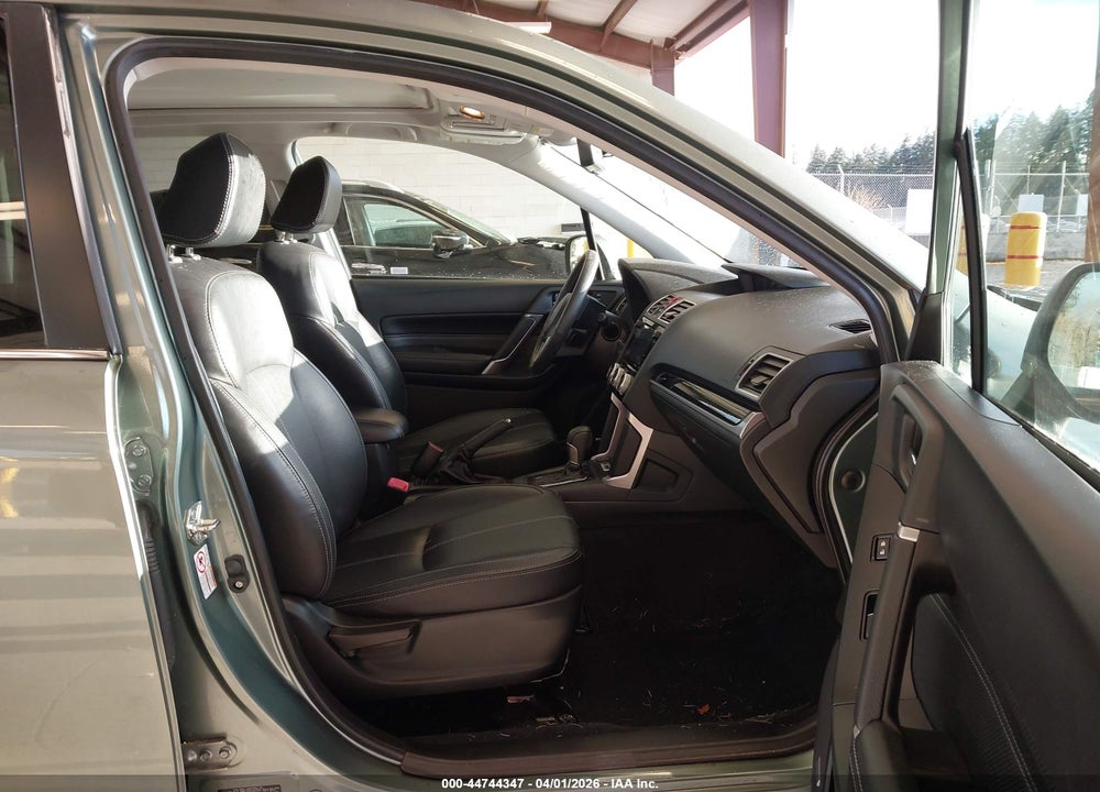 2017 SUBARU FORESTER 2.5I TOURING VIN: JF2SJAWC6HH548368