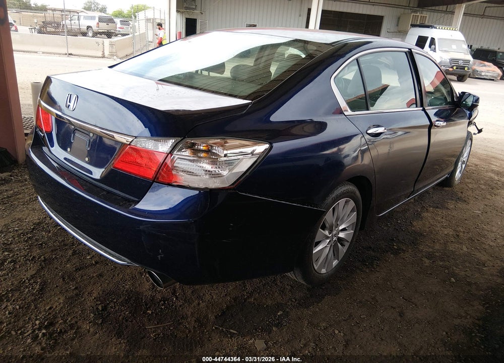2015 HONDA ACCORD EX VIN: 1HGCR2F76FA231105