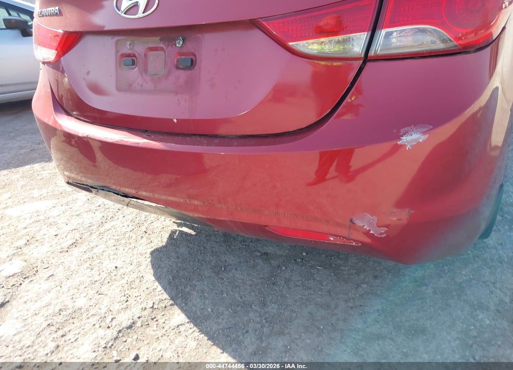 2013 HYUNDAI ELANTRA GLS VIN: 5NPDH4AE1DH388635