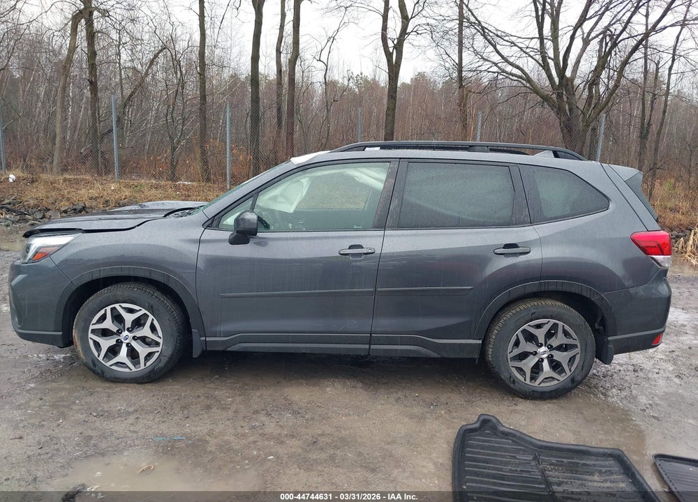 2020 SUBARU FORESTER PREMIUM VIN: JF2SKAJC5LH445570