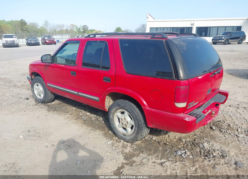 2000 CHEVROLET BLAZER VIN: 1GNDT13W8Y2401897