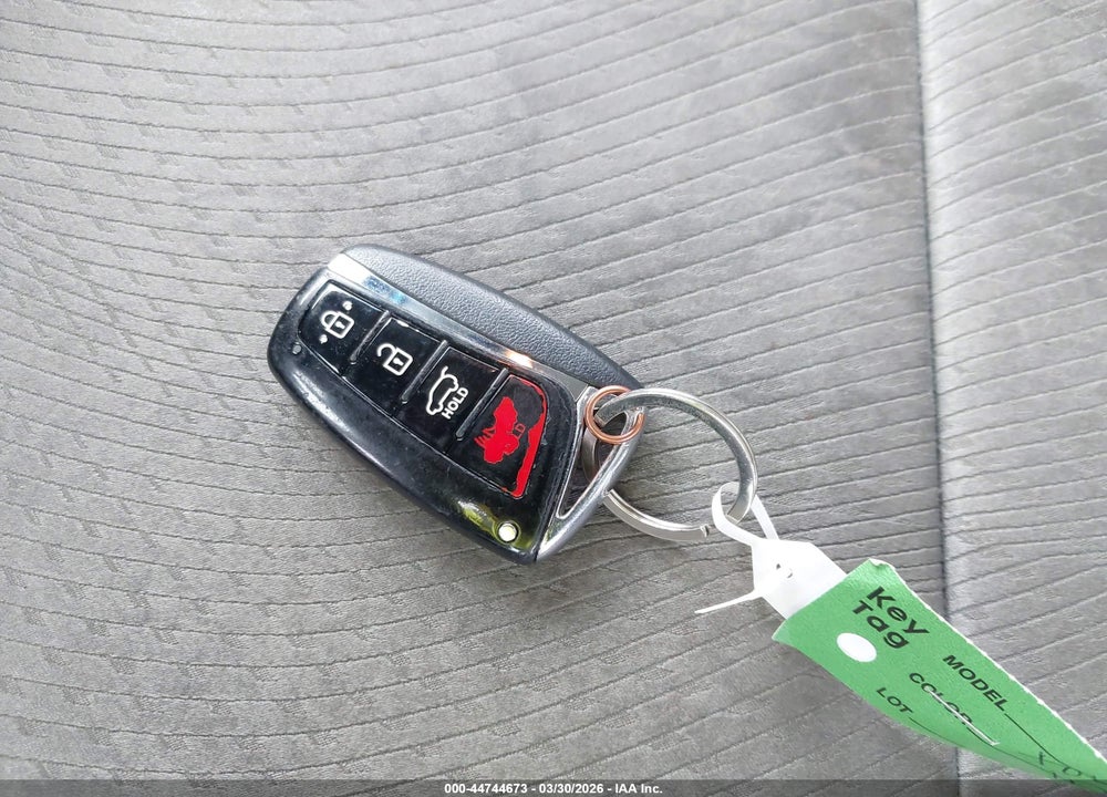 2013 HYUNDAI SANTA FE SPORT 2.0T VIN: 5XYZU3LA8DG002869
