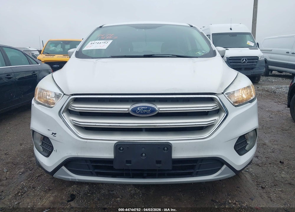 2017 FORD ESCAPE SE VIN: 1FMCU9GD1HUB00011