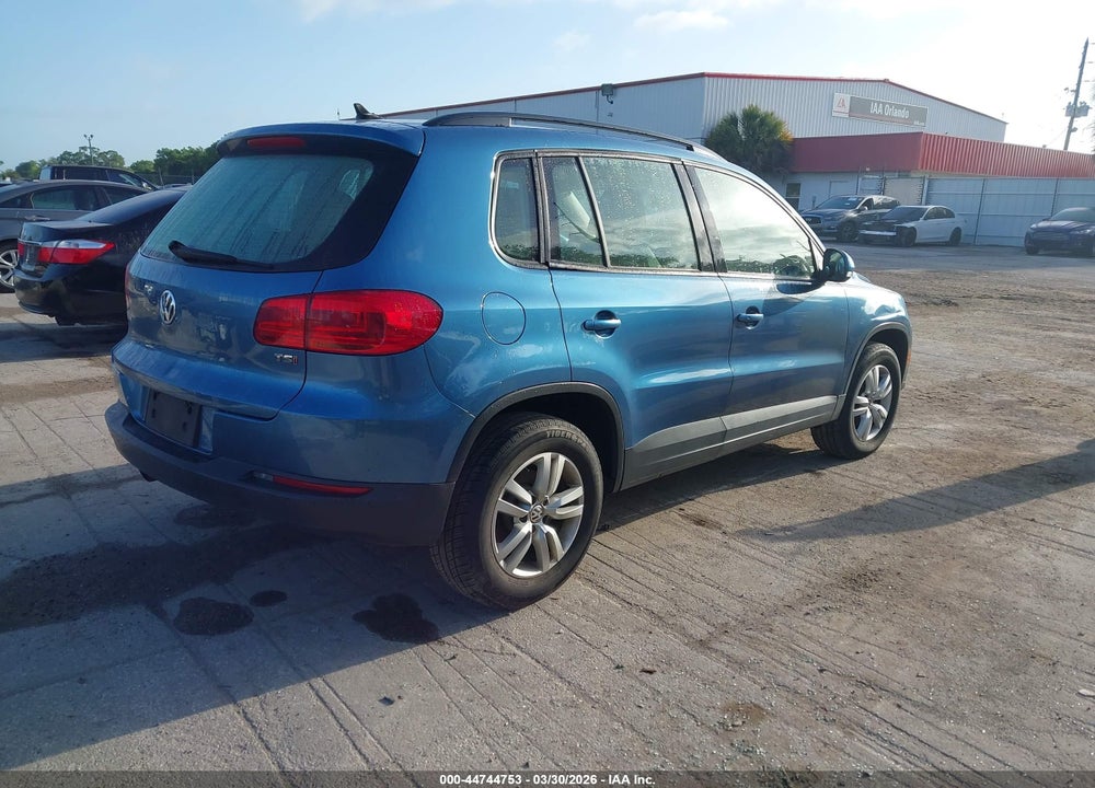 2017 VOLKSWAGEN TIGUAN 2.0T/2.0T S VIN: WVGAV7AX2HK022586