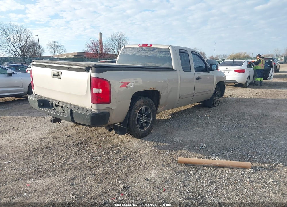 2008 CHEVROLET SILVERADO 1500 LT1 VIN: 1GCEK19J38Z125566