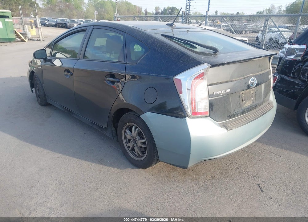 2015 TOYOTA PRIUS FOUR VIN: JTDKN3DU2F1967124