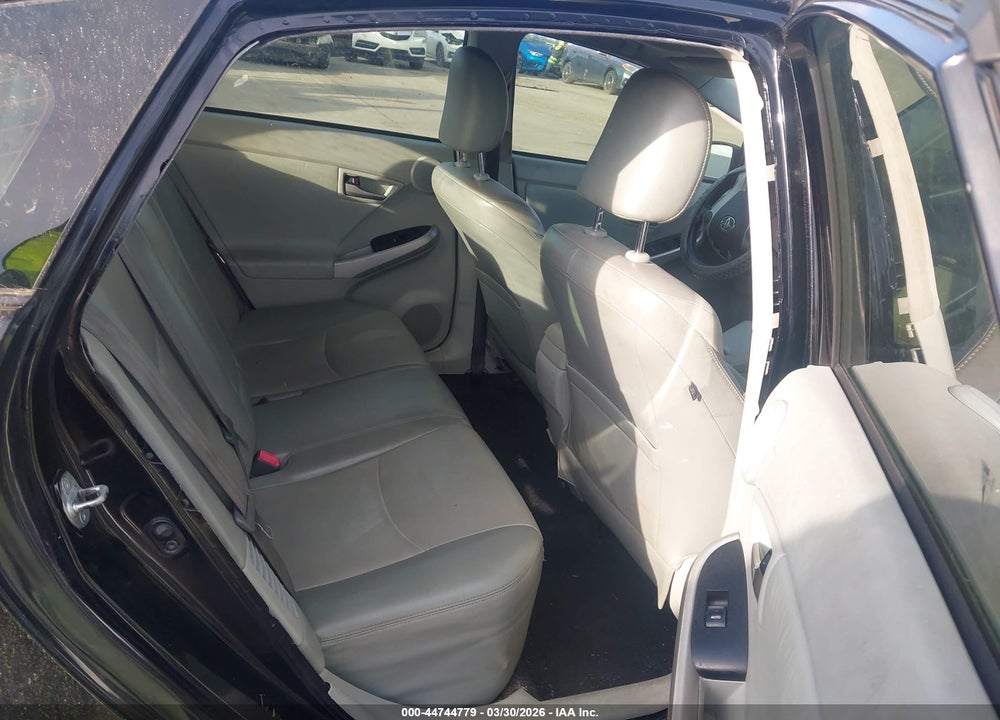 2015 TOYOTA PRIUS FOUR VIN: JTDKN3DU2F1967124