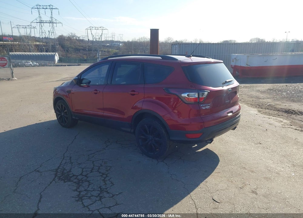 2017 FORD ESCAPE SE VIN: 1FMCU9GD7HUA81884
