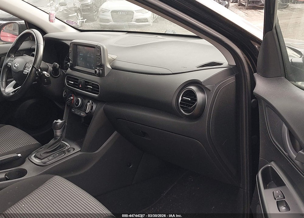 2018 HYUNDAI KONA SEL VIN: KM8K2CAA3JU082601