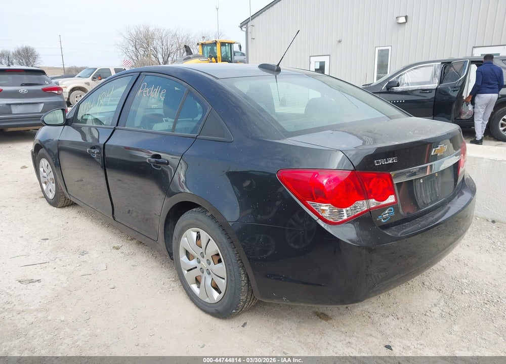 2015 CHEVROLET CRUZE LS AUTO VIN: 1G1PA5SH1F7285988