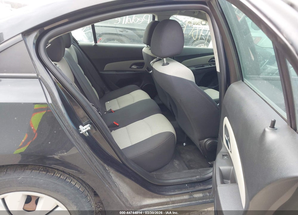2015 CHEVROLET CRUZE LS AUTO VIN: 1G1PA5SH1F7285988