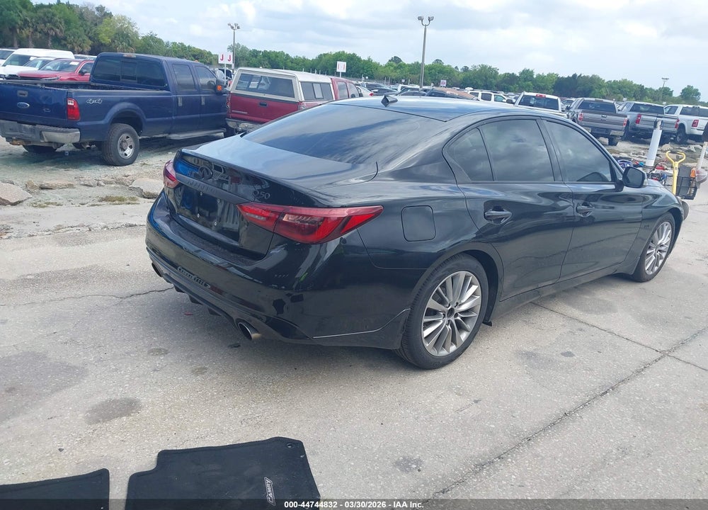 2018 INFINITI Q50 3.0T LUXE VIN: JN1EV7AP7JM366045