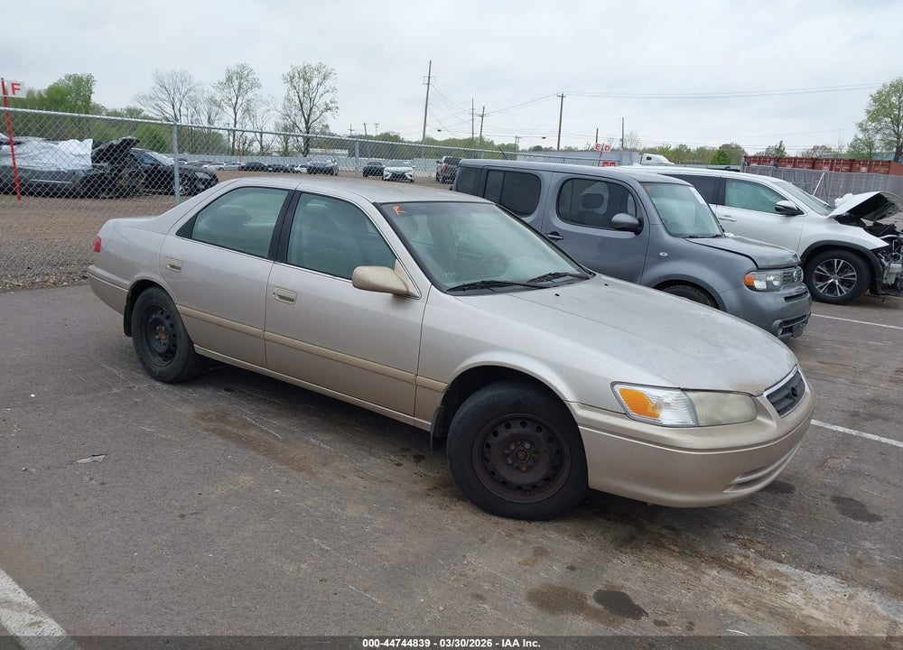 2001 TOYOTA CAMRY CE VIN: 4T1BG22K11U772270