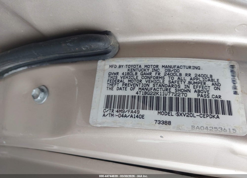 2001 TOYOTA CAMRY CE VIN: 4T1BG22K11U772270