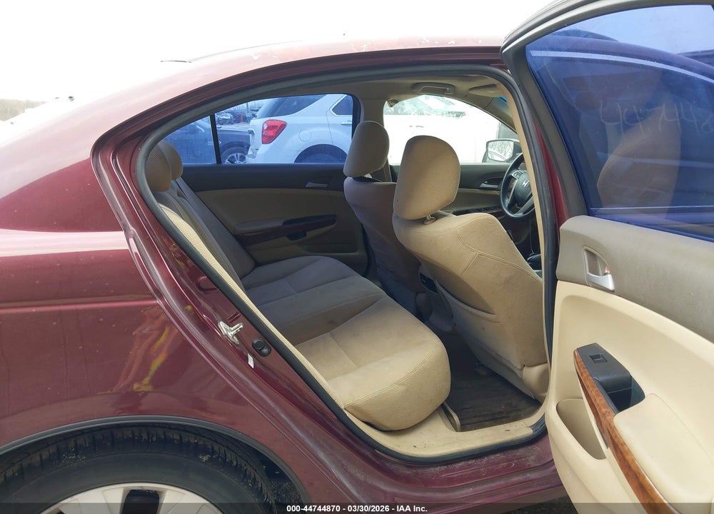 2010 HONDA ACCORD 2.4 EX VIN: 1HGCP2F78AA166286