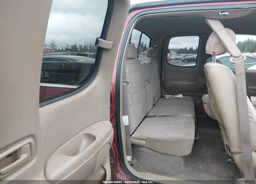 2000 TOYOTA TUNDRA SR5 V8 VIN: 5TBRT341XYS029414