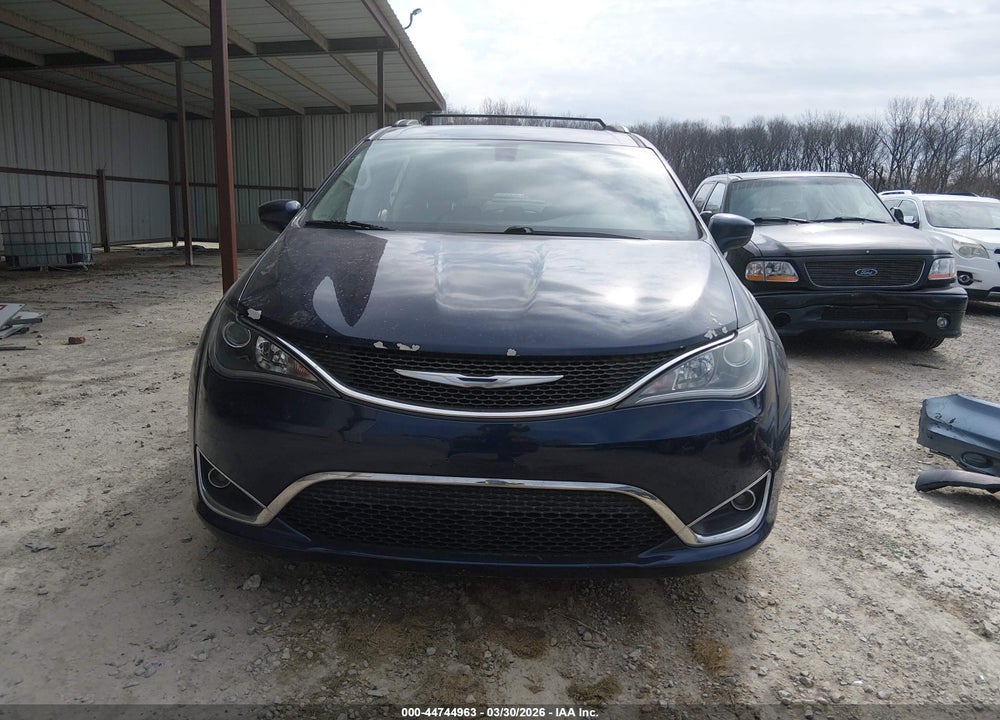 2017 CHRYSLER PACIFICA TOURING-L VIN: 2C4RC1BG2HR657866