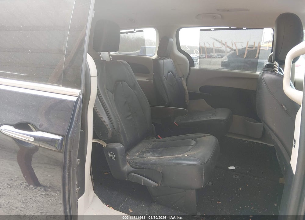 2017 CHRYSLER PACIFICA TOURING-L VIN: 2C4RC1BG2HR657866