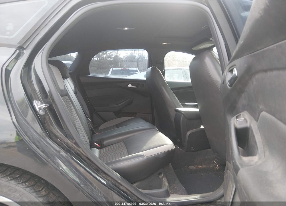 2014 FORD FOCUS ST VIN: 1FADP3L90EL365962