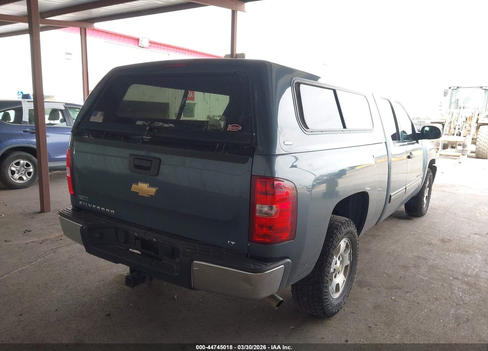 2011 CHEVROLET SILVERADO 1500 LT VIN: 1GCRCSE01BZ296728