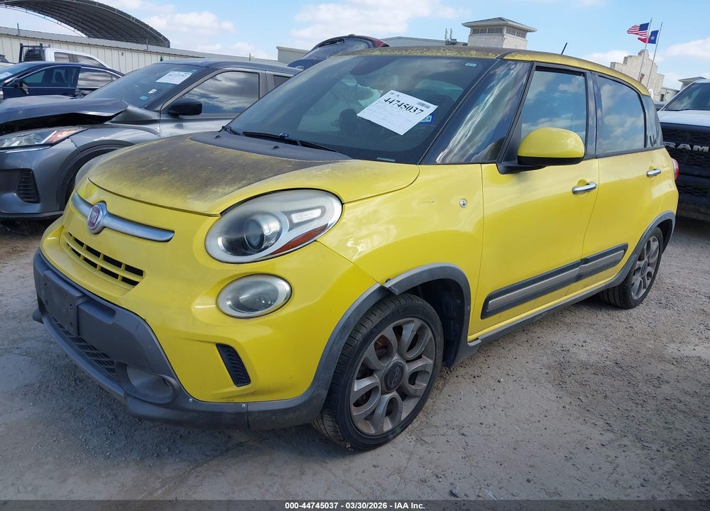 2014 FIAT 500L TREKKING VIN: ZFBCFADH5EZ029159