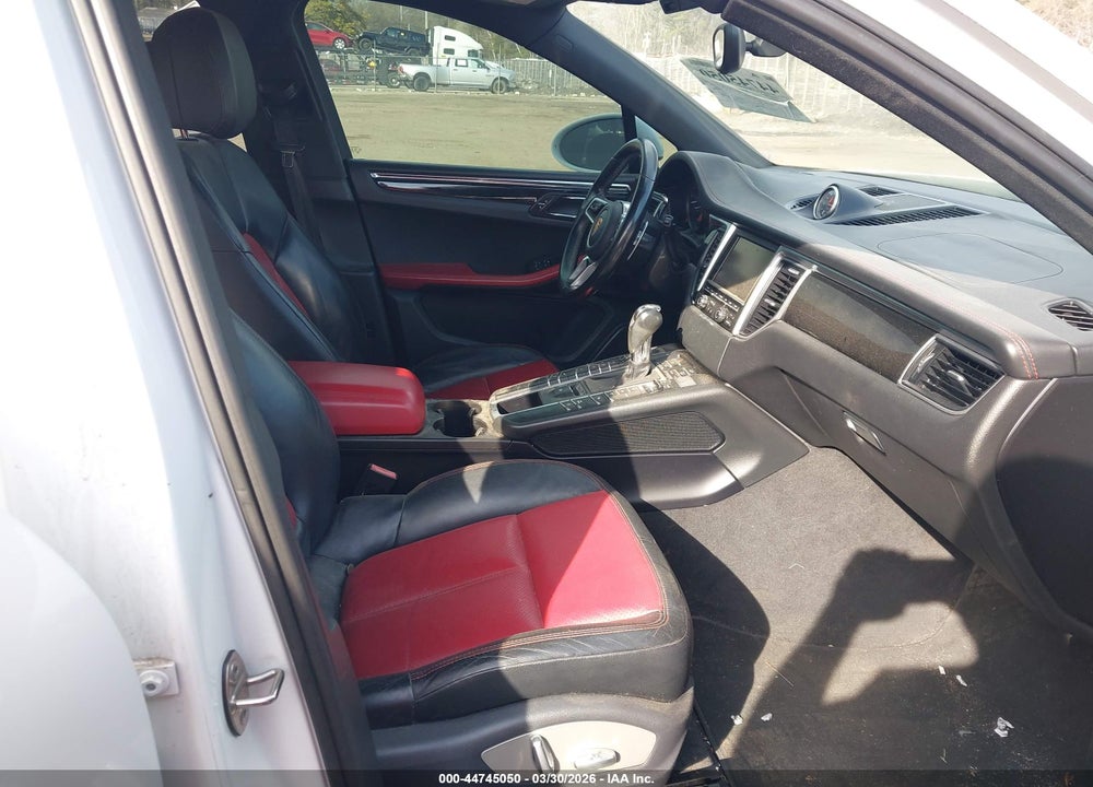 2015 PORSCHE MACAN S VIN: WP1AB2A52FLB64537