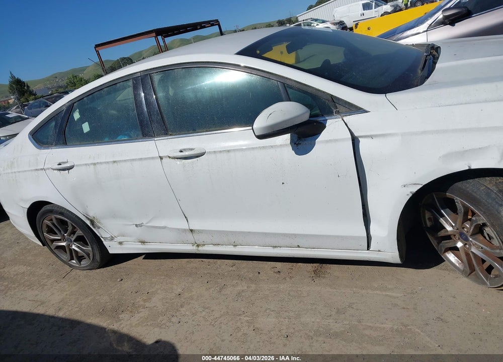2017 FORD FUSION SE VIN: 3FA6P0T96HR324197