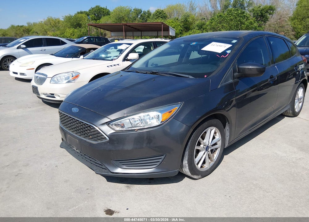 2018 FORD FOCUS SE VIN: 1FADP3K24JL330579
