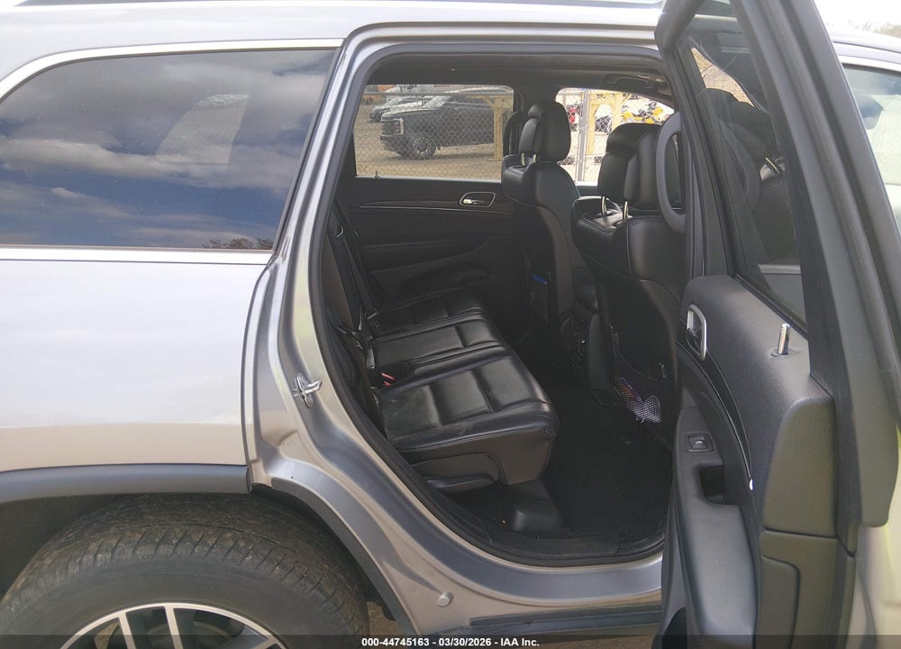 2019 JEEP GRAND CHEROKEE LIMITED 4X2 VIN: 1C4RJEBG9KC715291