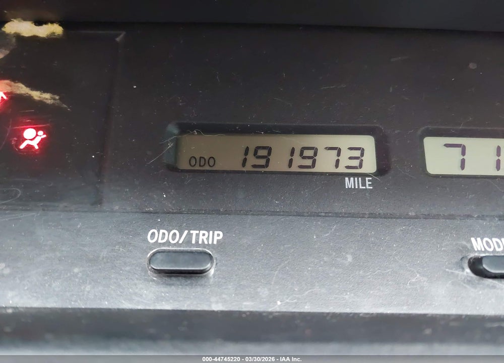 2002 TOYOTA AVALON XL VIN: 4T1BF28B12U250704