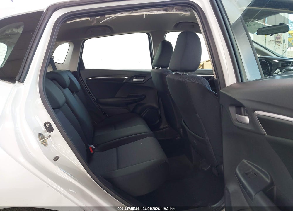 2019 HONDA FIT LX VIN: 3HGGK5H45KM743509