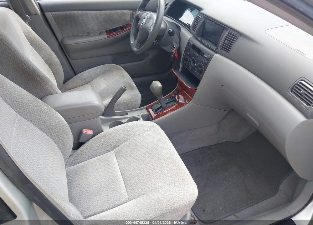 2003 TOYOTA COROLLA LE VIN: JTDBR32E030018513