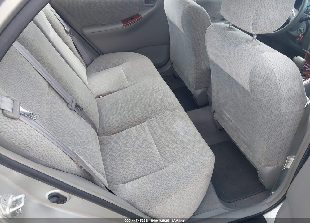 2003 TOYOTA COROLLA LE VIN: JTDBR32E030018513