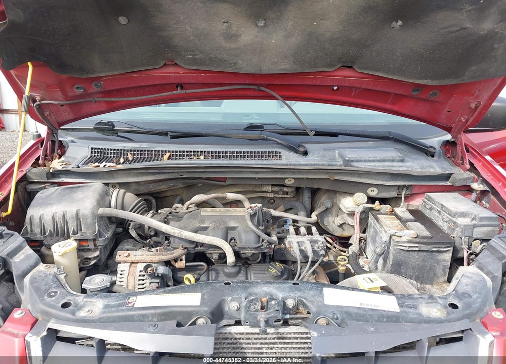 2008 CHRYSLER TOWN & COUNTRY LX VIN: 2A8HR44H38R601400