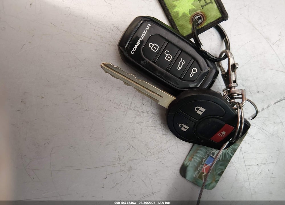 2014 NISSAN VERSA NOTE VIN: 3N1CE2CP4EL354118