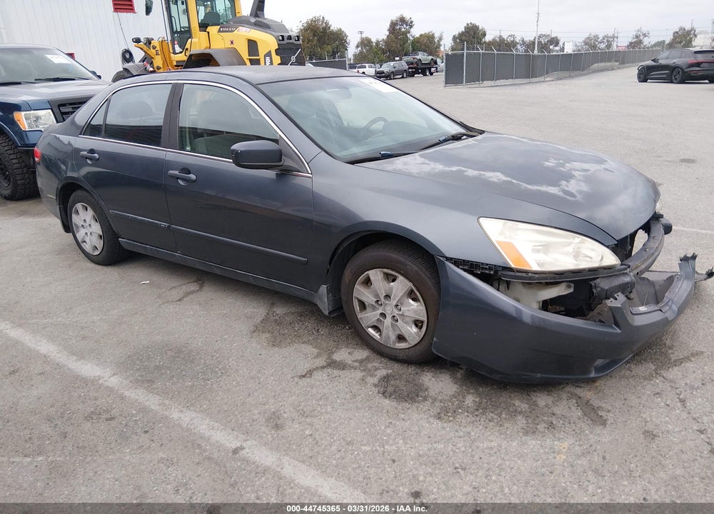 2004 HONDA ACCORD 2.4 LX VIN: JHMCM56384C024064