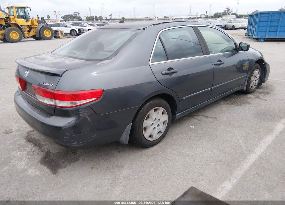 2004 HONDA ACCORD 2.4 LX VIN: JHMCM56384C024064