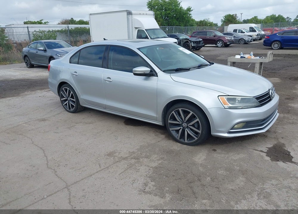 2015 VOLKSWAGEN JETTA 1.8T SE VIN: 3VWD07AJXFM227569