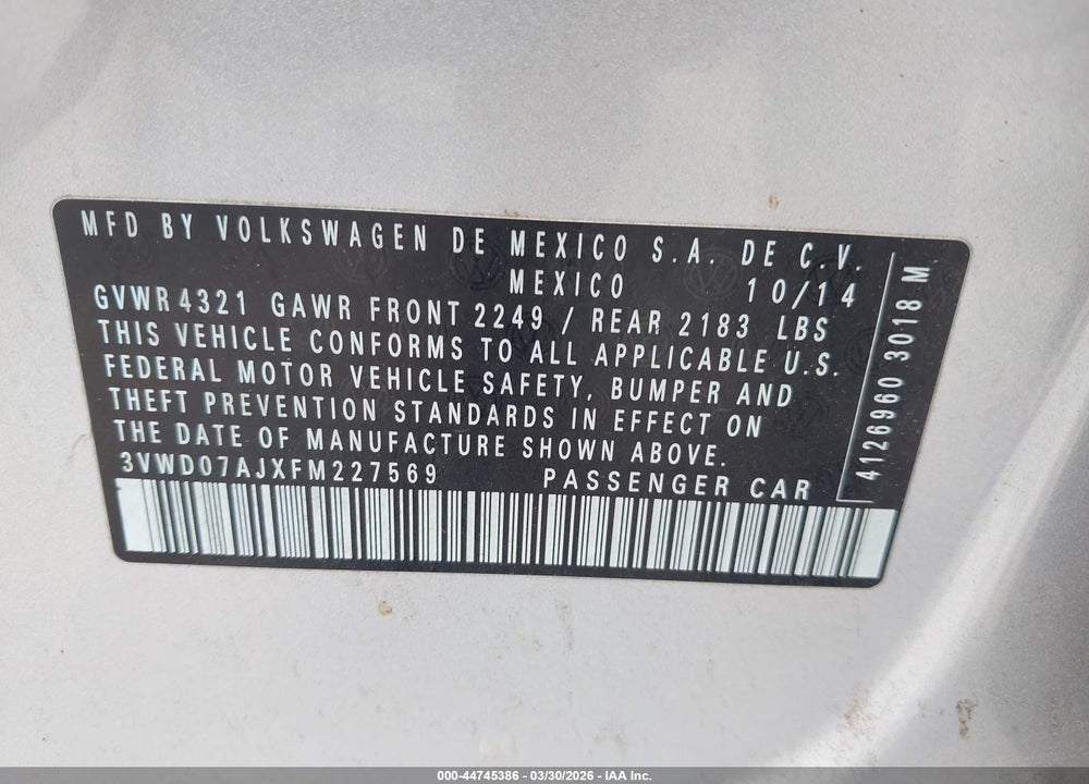 2015 VOLKSWAGEN JETTA 1.8T SE VIN: 3VWD07AJXFM227569