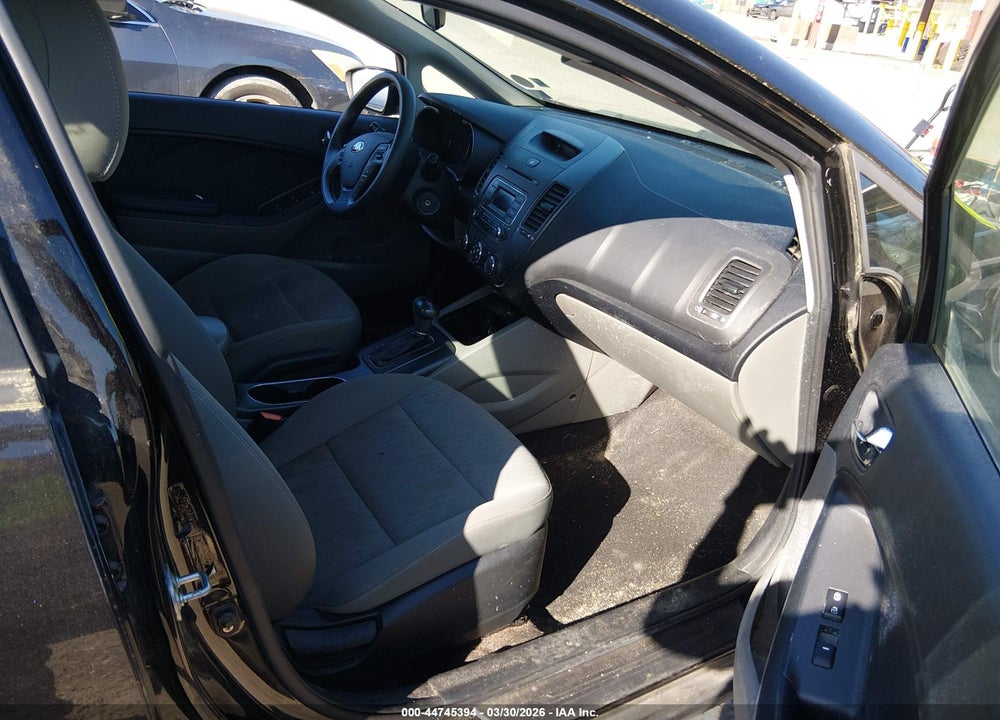 2015 KIA FORTE LX VIN: KNAFK4A67F5312890