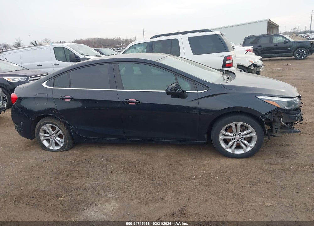2019 CHEVROLET CRUZE LT VIN: 1G1BE5SM1K7145347