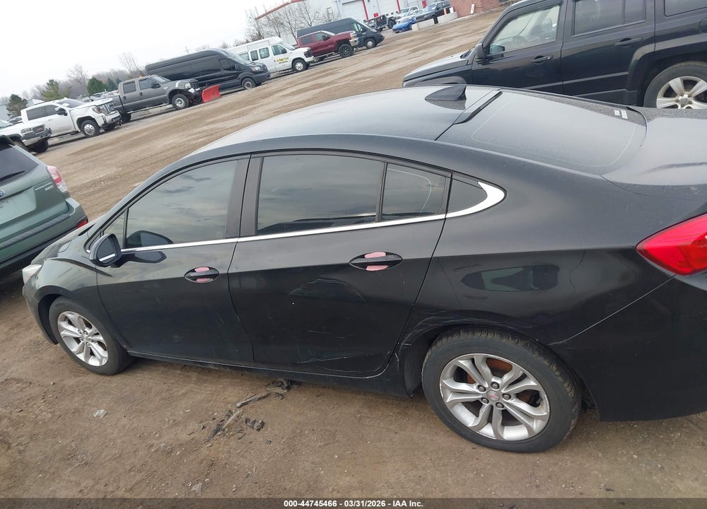 2019 CHEVROLET CRUZE LT VIN: 1G1BE5SM1K7145347